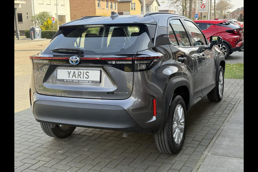 Toyota Yaris Cross 1.5 Hybrid Dynamic | Head up display, Elektrische achterklep, Stoel + Stuurverwarming, Smart Connect, Keyless, Startknop, 16 inc
