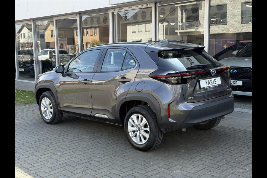 Toyota Yaris Cross 1.5 Hybrid Dynamic | Head up display, Elektrische achterklep, Stoel + Stuurverwarming, Smart Connect, Keyless, Startknop, 16 inc