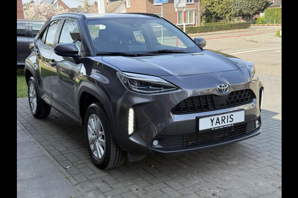 Toyota Yaris Cross 1.5 Hybrid Dynamic | Head up display, Elektrische achterklep, Stoel + Stuurverwarming, Smart Connect, Keyless, Startknop, 16 inc