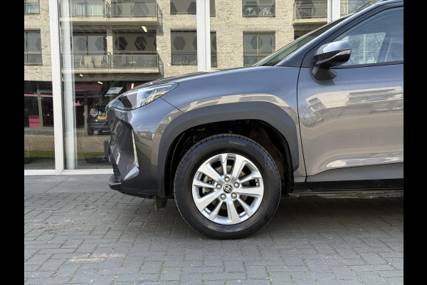 Toyota Yaris Cross 1.5 Hybrid Dynamic | Head up display, Elektrische achterklep, Stoel + Stuurverwarming, Smart Connect, Keyless, Startknop, 16 inc