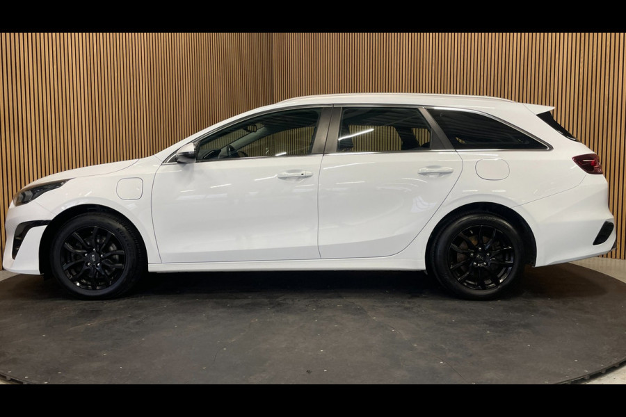 Kia Ceed Sportswagon 1.6 GDI PHEV DynamicPlusLine|BLACK-WHITE|ELEK.STOELEN|MEMORY|ACC|ANDROID,CARPLAY|STUUR+STOELVERW V+A|CAMERA|