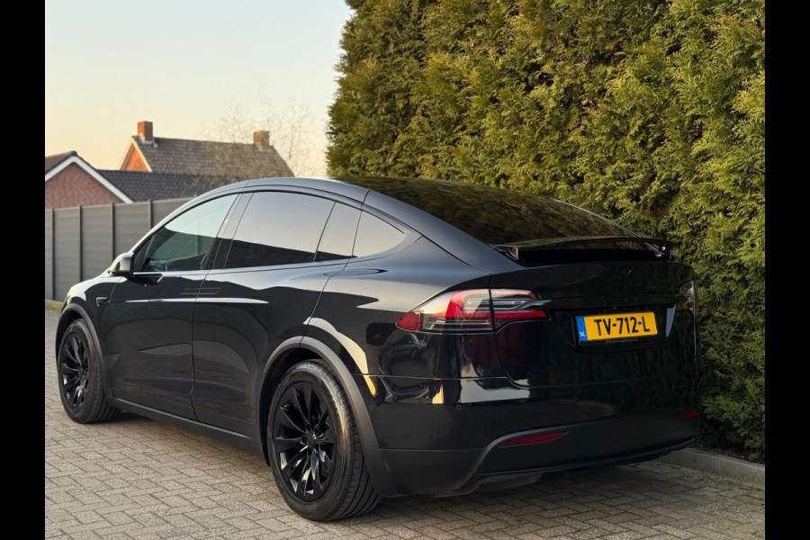 Tesla Model X 75D Base Auto Pilot Trekhaak Black Pack
