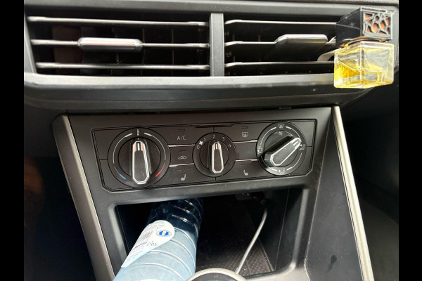 Volkswagen Polo 1.0 MPI Comfortline | Stoelverwarming | PDC | Carplay | LM Velgen
