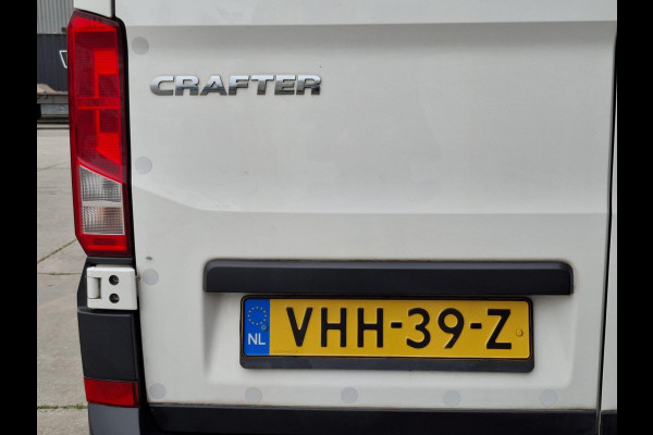 Volkswagen Crafter 35 2.0 TDI L3H3 AIRCO / CRUISE CONTROLE / CARPLAY / CAMERA / TREKHAAK