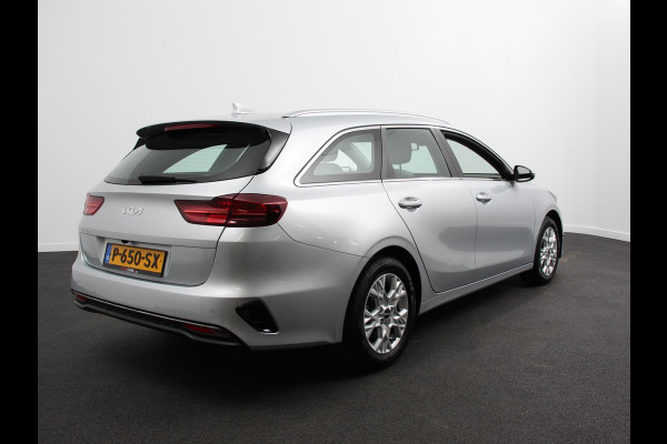 Kia Ceed Sportswagon 1.0 T-GDi DynamicLine Climate control | Cruise control | Lane assist | Parkeersensor achter | Camera | Navigatie | Lichtmetalen velgen | Apple Carplay/ Android Auto