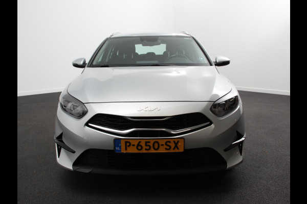 Kia Ceed Sportswagon 1.0 T-GDi DynamicLine Climate control | Cruise control | Lane assist | Parkeersensor achter | Camera | Navigatie | Lichtmetalen velgen | Apple Carplay/ Android Auto