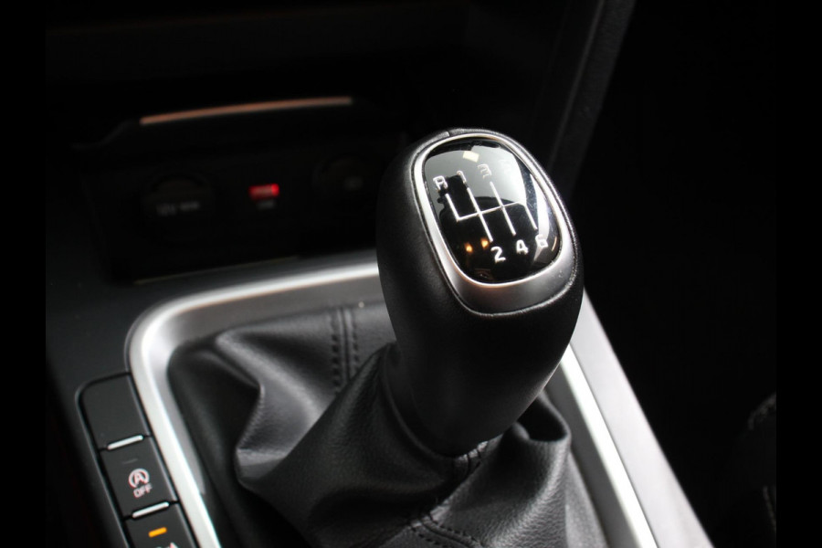 Kia Ceed Sportswagon 1.0 T-GDi DynamicLine Climate control | Cruise control | Lane assist | Parkeersensor achter | Camera | Navigatie | Lichtmetalen velgen | Apple Carplay/ Android Auto