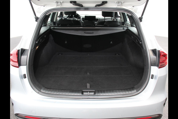 Kia Ceed Sportswagon 1.0 T-GDi DynamicLine Climate control | Cruise control | Lane assist | Parkeersensor achter | Camera | Navigatie | Lichtmetalen velgen | Apple Carplay/ Android Auto