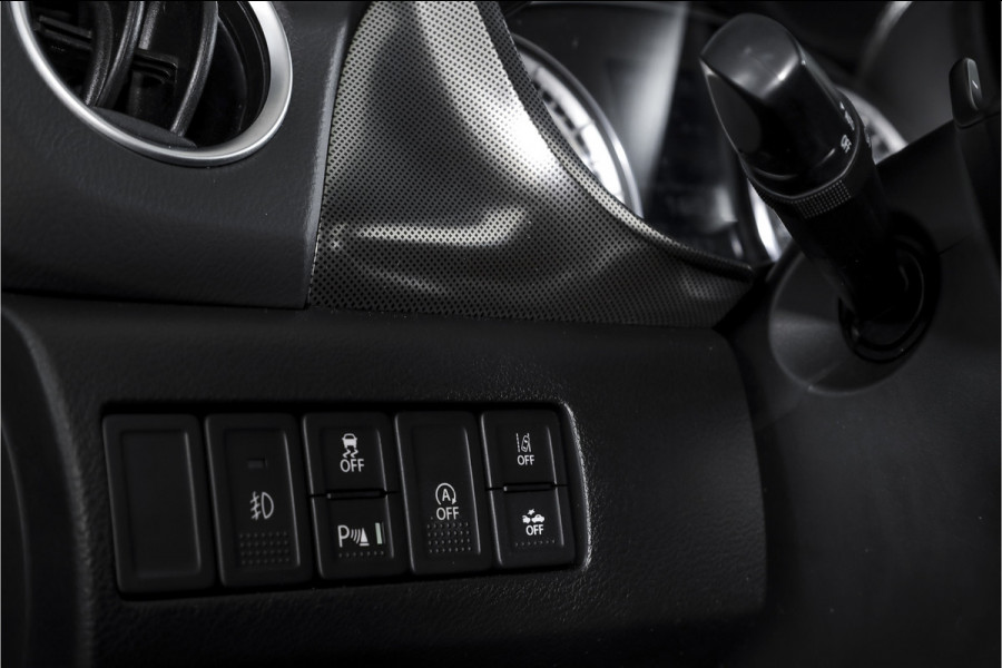 Suzuki Vitara 1.4 Boosterjet Stijl 140 PK - Automaat Org. NL | S/K-Panodak | Adapt. Cruise | Stoelverw. | PDC | Camera | NAV + App. Connect | ECC | LM 17" |