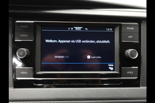 Volkswagen Transporter 2.0 TDI L2H1 28 Highline Automaat Camera | Airco | Cruise control | Navigatie | Trekhaak | Lichtmetalen velgen | Apple Carplay/ Android Auto | LED