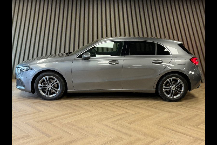 Mercedes-Benz A-Klasse A200 AUT. LED AMERA PDC VOOR EN ACHTER ACC APPLE CARPLAY NAVI STOELVERWARMING