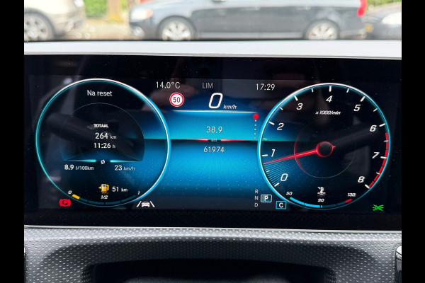 Mercedes-Benz A-Klasse A200 AUT. LED AMERA PDC VOOR EN ACHTER ACC APPLE CARPLAY NAVI STOELVERWARMING