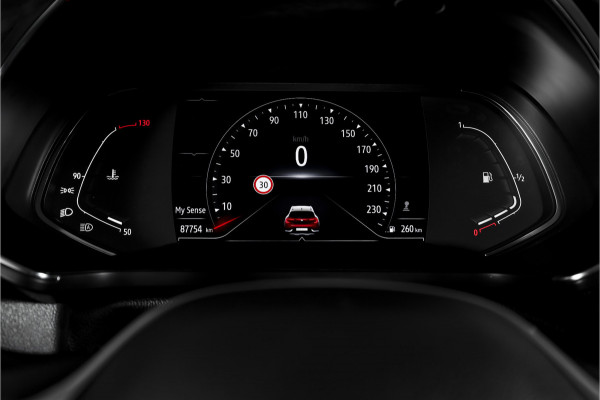 Renault Captur 1.0 TCe 100 Intens 100 PK Orig. NL | Cruise | Trekhaak | PDC | Camera | NAV + App. Connect | ECC | LM 17" |