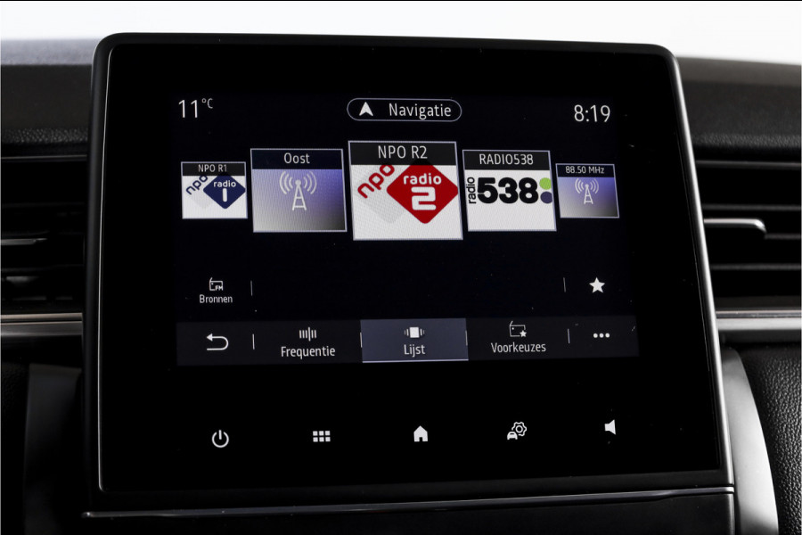 Renault Captur 1.0 TCe 100 Intens 100 PK Orig. NL | Cruise | Trekhaak | PDC | Camera | NAV + App. Connect | ECC | LM 17" |