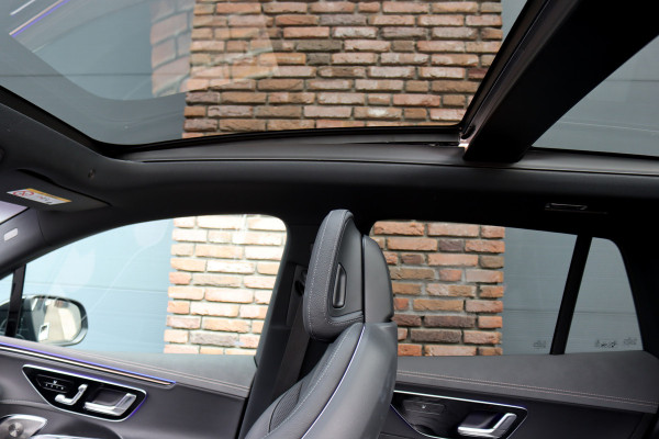 Mercedes-Benz EQE SUV 300 AMG Line Premium 91 kWh | Hyperscreen | Luchtvering | Distronic+ | Trekhaak | Verwarmd Stuurwiel | Burmester | Panoramadak | Digital Light | Surround Camera |