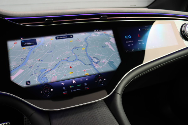 Mercedes-Benz EQE SUV 300 AMG Line Premium 91 kWh | Hyperscreen | Luchtvering | Distronic+ | Trekhaak | Verwarmd Stuurwiel | Burmester | Panoramadak | Digital Light | Surround Camera |