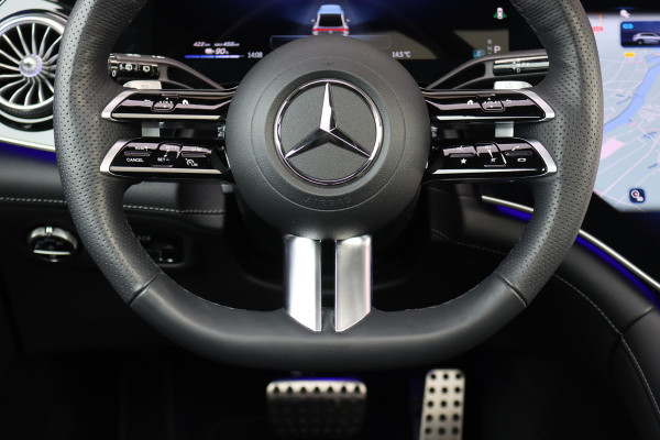 Mercedes-Benz EQE SUV 300 AMG Line Premium 91 kWh | Hyperscreen | Luchtvering | Distronic+ | Trekhaak | Verwarmd Stuurwiel | Burmester | Panoramadak | Digital Light | Surround Camera |