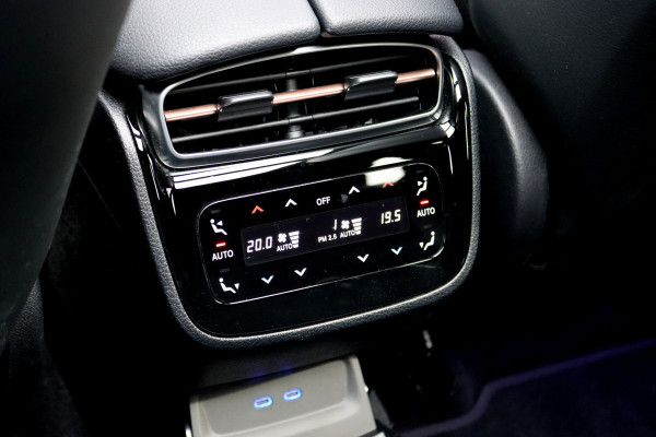 Mercedes-Benz EQE SUV 300 AMG Line Premium 91 kWh | Hyperscreen | Luchtvering | Distronic+ | Trekhaak | Verwarmd Stuurwiel | Burmester | Panoramadak | Digital Light | Surround Camera |