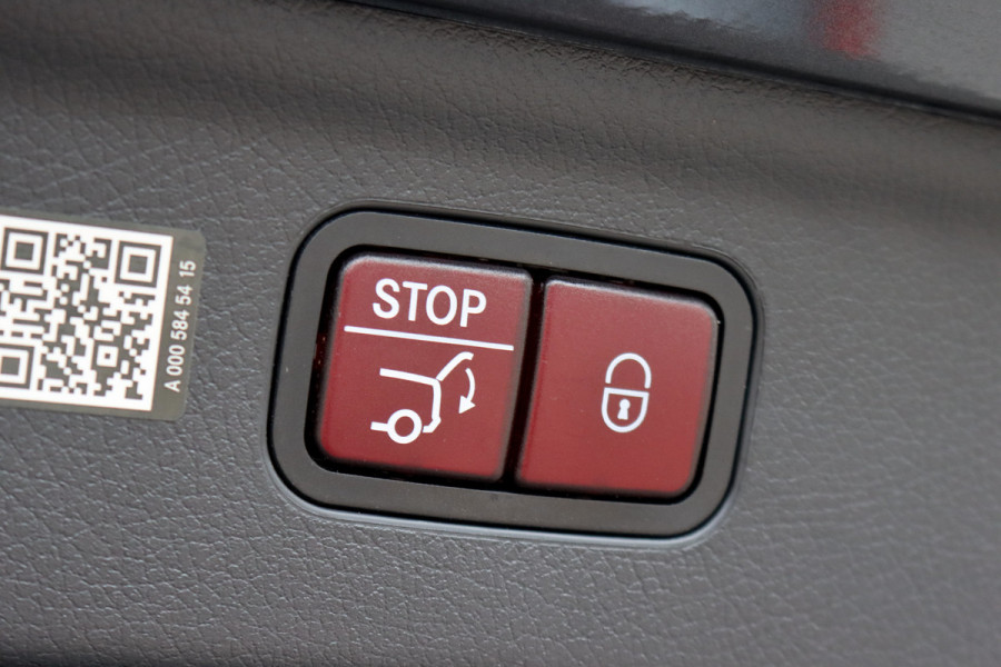 Mercedes-Benz EQE SUV 300 AMG Line Premium 91 kWh | Hyperscreen | Luchtvering | Distronic+ | Trekhaak | Verwarmd Stuurwiel | Burmester | Panoramadak | Digital Light | Surround Camera |