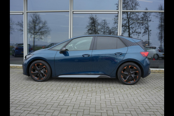 CUPRA Born Performance One 62 kWh | Apple Carplay/Android Auto | Massage | Draadloze telefoonlader |