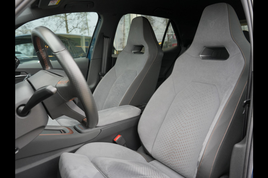 CUPRA Born Performance One 62 kWh | Apple Carplay/Android Auto | Massage | Draadloze telefoonlader |