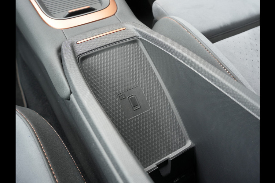 CUPRA Born Performance One 62 kWh | Apple Carplay/Android Auto | Massage | Draadloze telefoonlader |