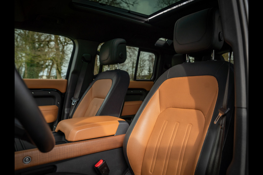 Land Rover Defender 110 3.0 X-Dynamic HSE | Meridian | Pano-dak | Luchtvering | Head-up