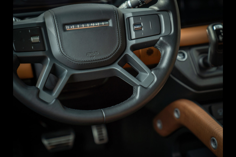 Land Rover Defender 110 3.0 X-Dynamic HSE | Meridian | Pano-dak | Luchtvering | Head-up