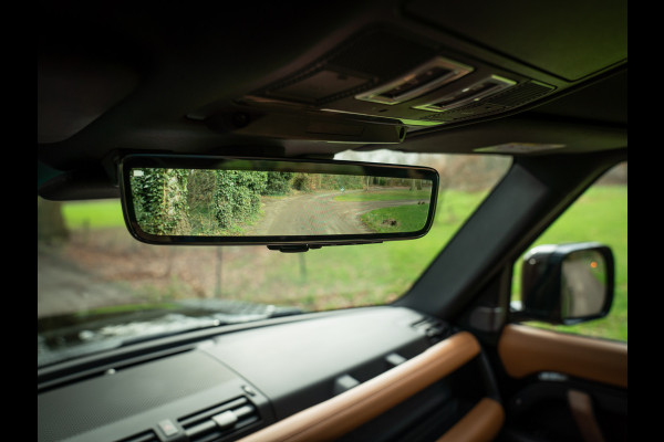 Land Rover Defender 110 3.0 X-Dynamic HSE | Meridian | Pano-dak | Luchtvering | Head-up