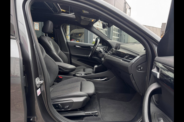 BMW X2 XDrive25e High Executive M-Pakket | Schuif-Kantel dak | Memory | Camera | Stoelverwarming | Elek. Achterklep