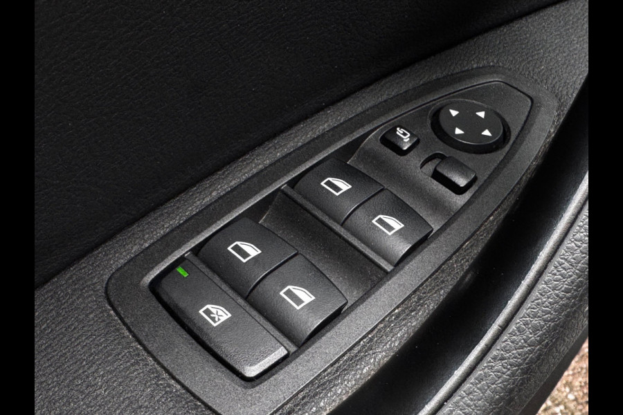 BMW X2 XDrive25e High Executive M-Pakket | Schuif-Kantel dak | Memory | Camera | Stoelverwarming | Elek. Achterklep