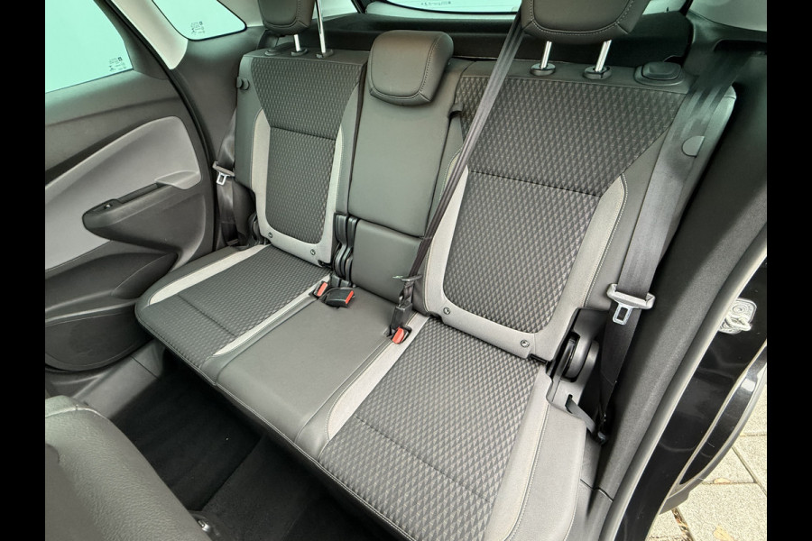 Opel Crossland X BWJ 2018 | 1.2T 111pk Innovation | PANO DAK | CAMERA | CLIMA | NAVI | PRIVACY GLASS | SPORTSTOELEN | WINTERPAKKET | CARPLAY
