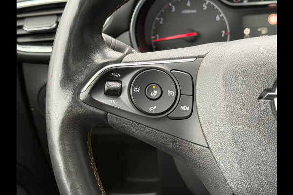 Opel Crossland X BWJ 2018 | 1.2T 111pk Innovation | PANO DAK | CAMERA | CLIMA | NAVI | PRIVACY GLASS | SPORTSTOELEN | WINTERPAKKET | CARPLAY