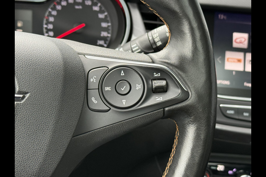 Opel Crossland X BWJ 2018 | 1.2T 111pk Innovation | PANO DAK | CAMERA | CLIMA | NAVI | PRIVACY GLASS | SPORTSTOELEN | WINTERPAKKET | CARPLAY