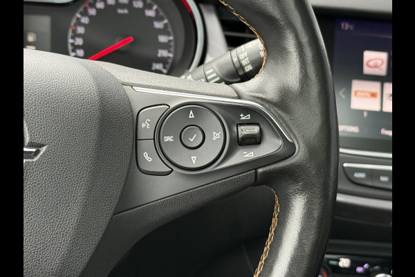 Opel Crossland X BWJ 2018 | 1.2T 111pk Innovation | PANO DAK | CAMERA | CLIMA | NAVI | PRIVACY GLASS | SPORTSTOELEN | WINTERPAKKET | CARPLAY