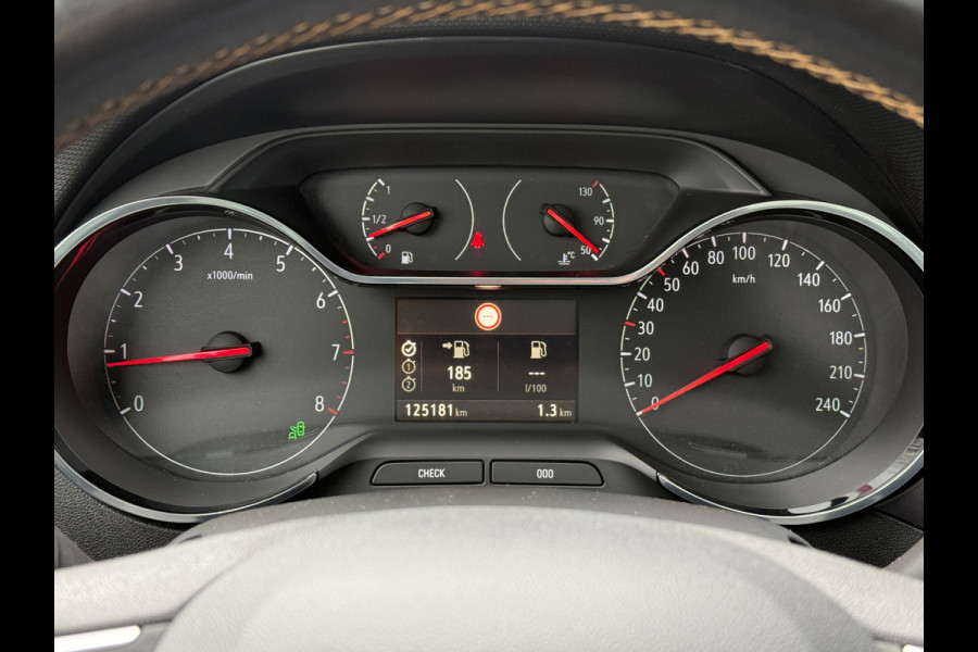 Opel Crossland X BWJ 2018 | 1.2T 111pk Innovation | PANO DAK | CAMERA | CLIMA | NAVI | PRIVACY GLASS | SPORTSTOELEN | WINTERPAKKET | CARPLAY