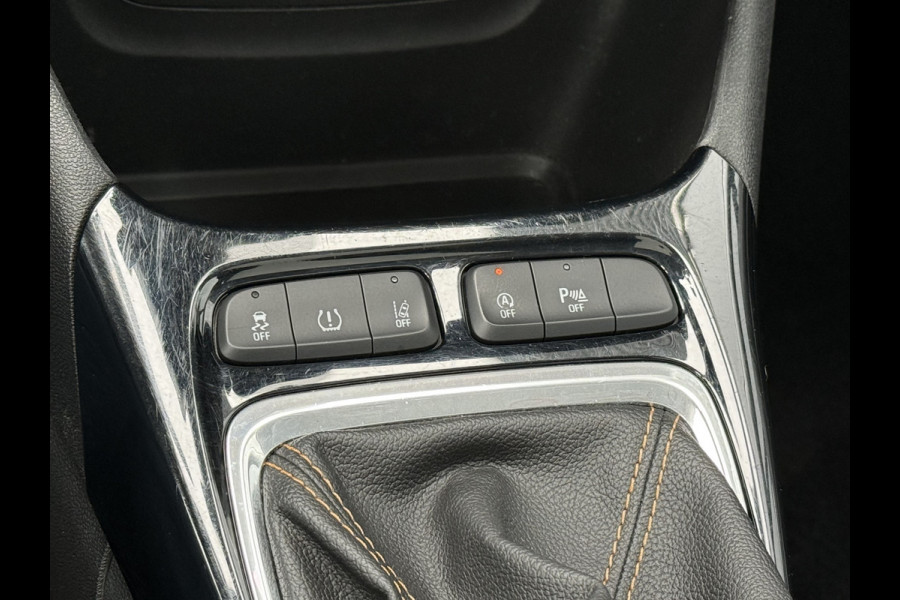 Opel Crossland X BWJ 2018 | 1.2T 111pk Innovation | PANO DAK | CAMERA | CLIMA | NAVI | PRIVACY GLASS | SPORTSTOELEN | WINTERPAKKET | CARPLAY