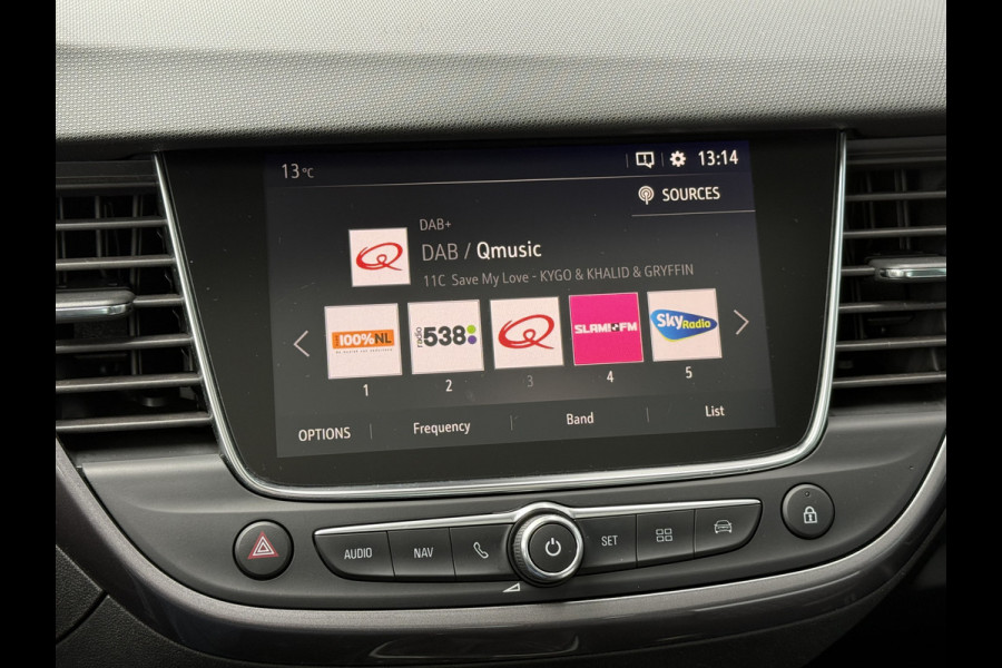 Opel Crossland X BWJ 2018 | 1.2T 111pk Innovation | PANO DAK | CAMERA | CLIMA | NAVI | PRIVACY GLASS | SPORTSTOELEN | WINTERPAKKET | CARPLAY