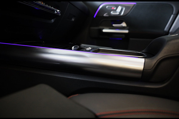 Mercedes-Benz B-Klasse 250 e AMG Line / AUT / Acc / Memory / Head Up / Burmester / Elek Stoelen / Carbon / Open Pano / Led / Pdc