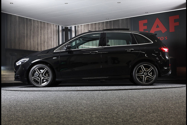 Mercedes-Benz B-Klasse 250 e AMG Line / AUT / Acc / Memory / Head Up / Burmester / Elek Stoelen / Carbon / Open Pano / Led / Pdc