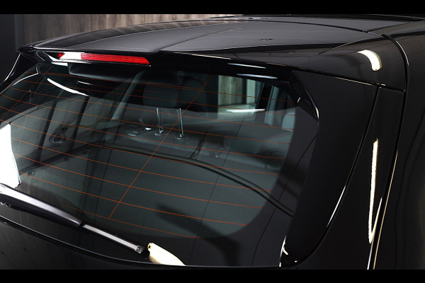Mercedes-Benz B-Klasse 250 e AMG Line / AUT / Acc / Memory / Head Up / Burmester / Elek Stoelen / Carbon / Open Pano / Led / Pdc