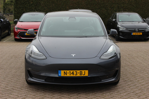 Tesla Model 3 Performance AWD 75 kWh / SoH 90,3% / Autopilot / Panoramadak / Camera / Leder / 20'' / Leder / Premium Audio / Warmtepomp