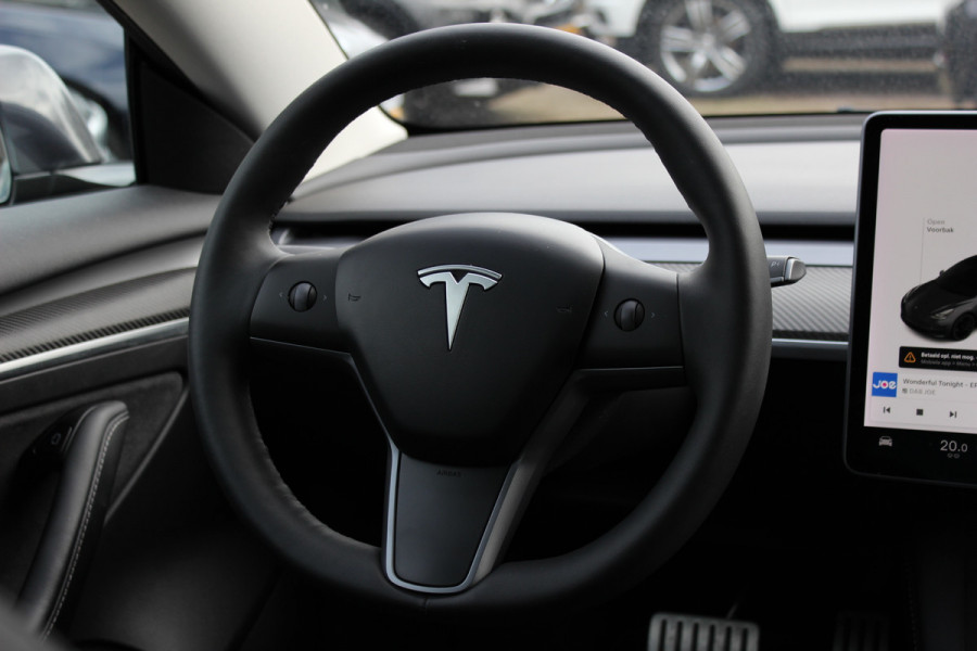 Tesla Model 3 Performance AWD 75 kWh / SoH 90,3% / Autopilot / Panoramadak / Camera / Leder / 20'' / Leder / Premium Audio / Warmtepomp