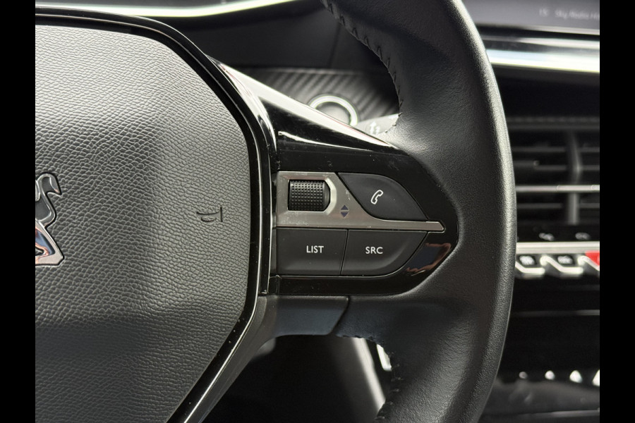 Peugeot e-2008 BWJ 2021 | 136PK EV Allure 50 kWh | CAMERA A | CLIMA | LEDER/STOF | NAVI | CARPLAY |