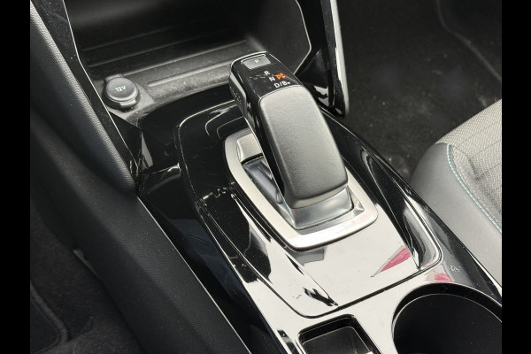 Peugeot e-2008 BWJ 2021 | 136PK EV Allure 50 kWh | CAMERA A | CLIMA | LEDER/STOF | NAVI | CARPLAY |