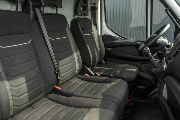 Iveco Daily 35S14 L2H2 | 3-Zits | 136 PK | Climate | Airco