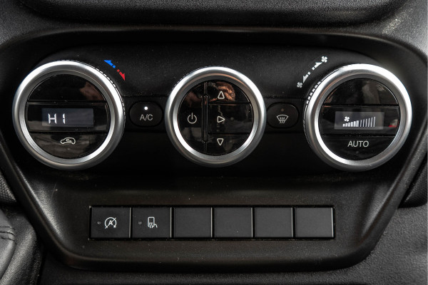 Iveco Daily 35S14 L2H2 | 3-Zits | 136 PK | Climate | Airco