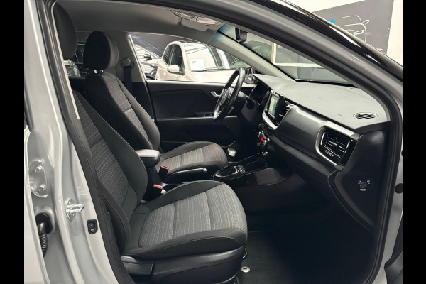 Kia Stonic 1.0 T-GDi ExecutiveLine / Camera / Navigatie