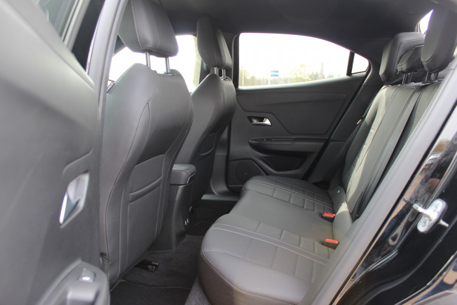 Opel Mokka-e GS Line 50-kWh / Camera / Leder / CarPlay / 18'' / Sfeerverlichting / Keyless / Stoelverwarming / Dodehoek / DAB / Cruise Control / Warmtepomp