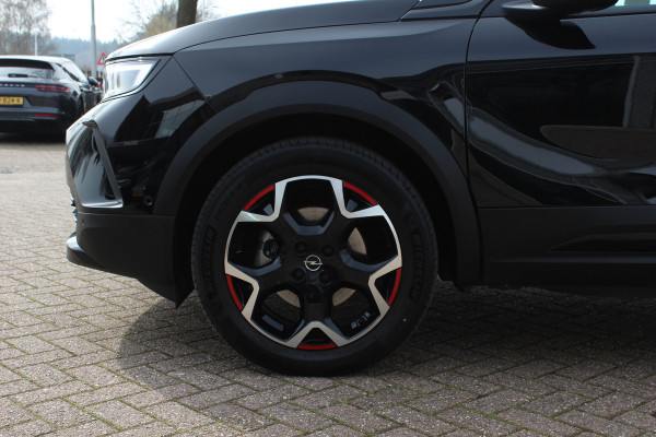 Opel Mokka-e GS Line 50-kWh / Camera / Leder / CarPlay / 18'' / Sfeerverlichting / Keyless / Stoelverwarming / Dodehoek / DAB / Cruise Control / Warmtepomp